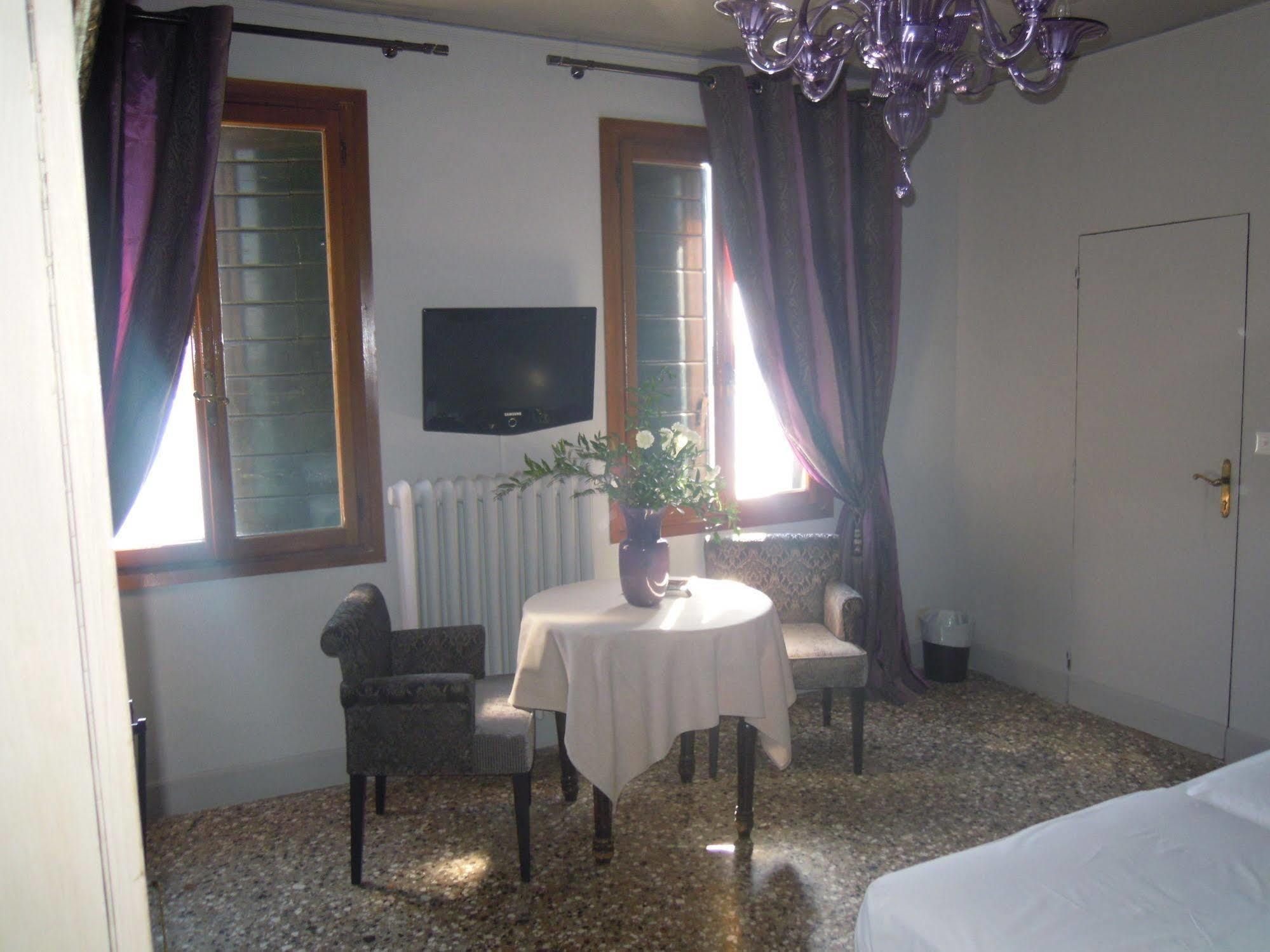 La Residenza 818 Hotel Velence Kültér fotó