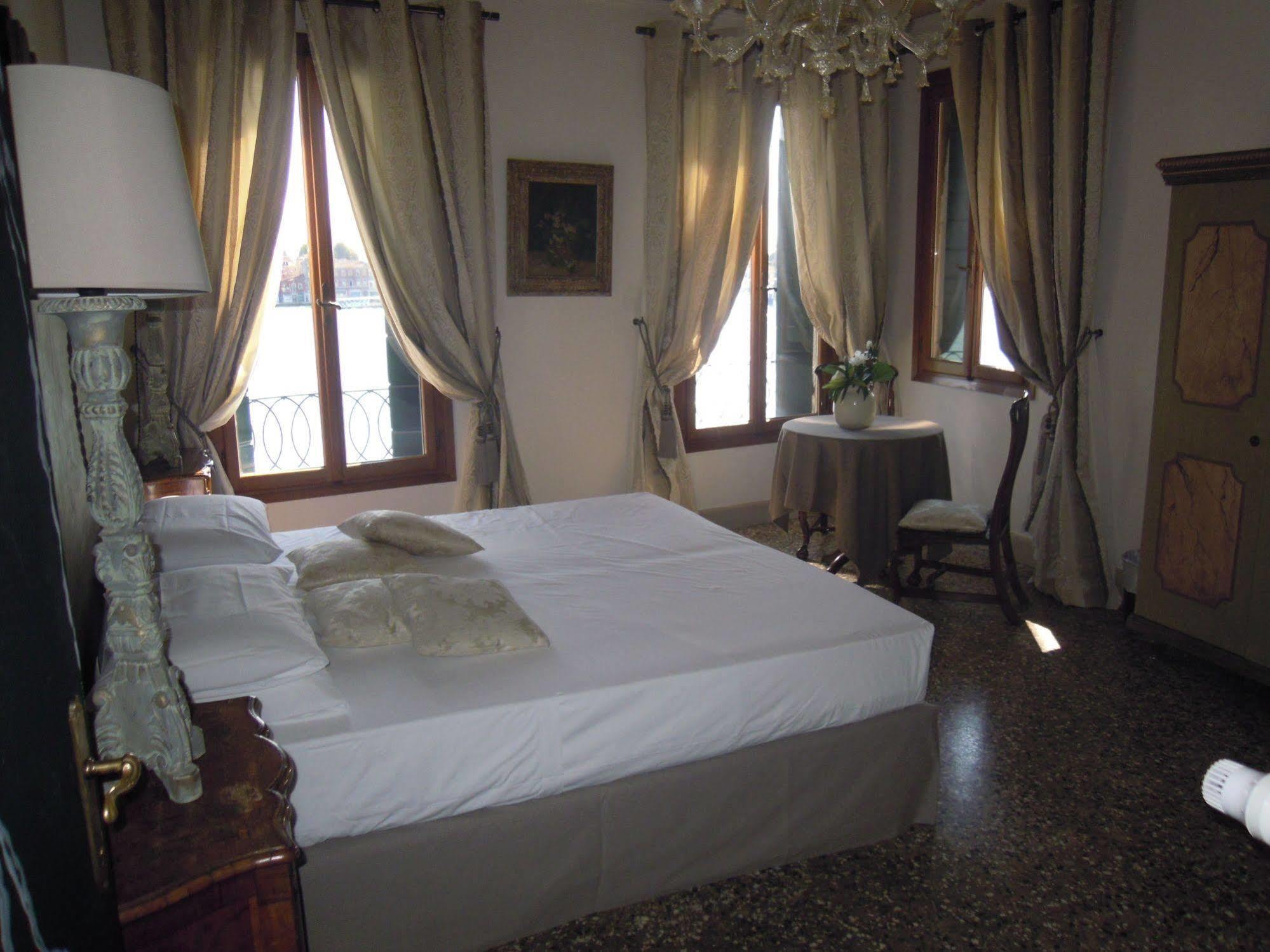 La Residenza 818 Hotel Velence Kültér fotó